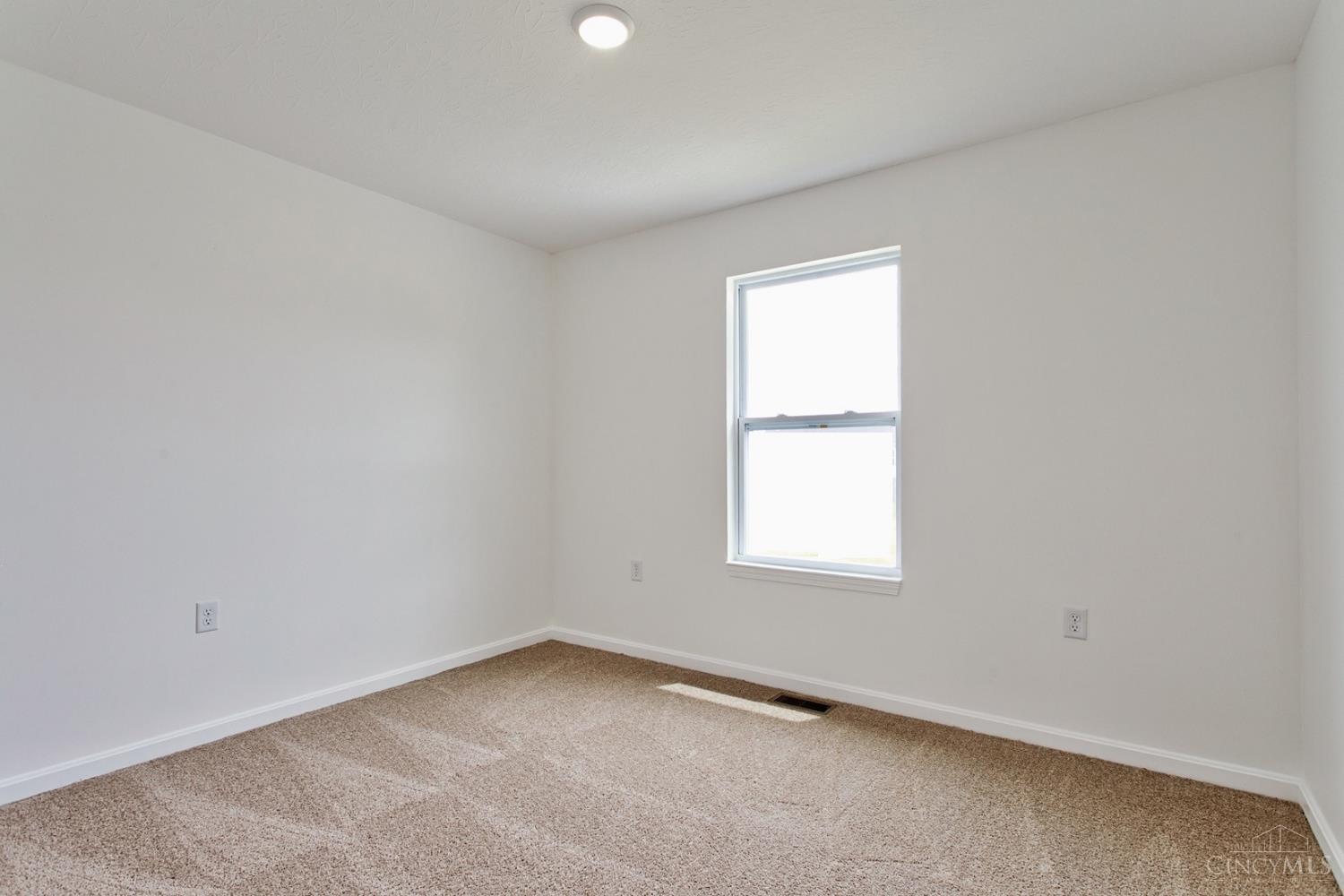 3004 Custer Drive Property Photo 15