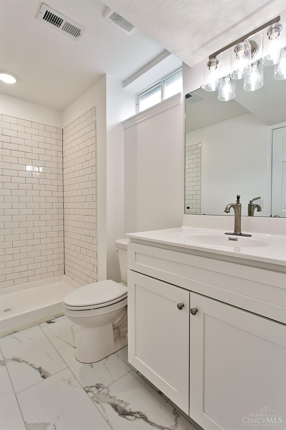 3004 Custer Drive Property Photo 24