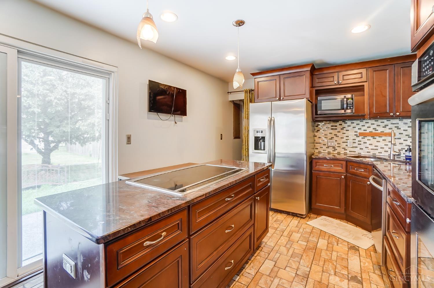 5809 Elder Street Property Photo 7