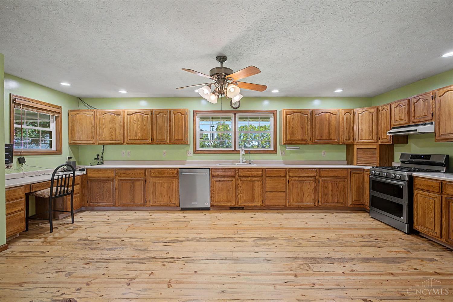 15395 St Rt 725 Property Photo 15