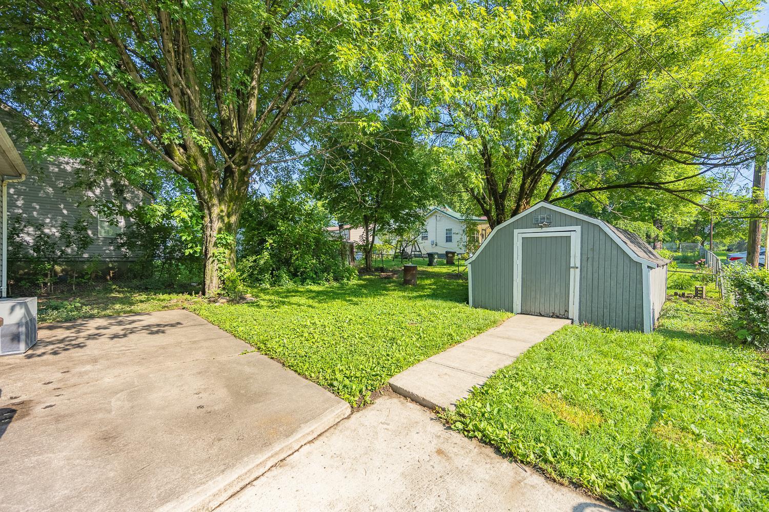 2213 Oxford State Road Property Photo 4