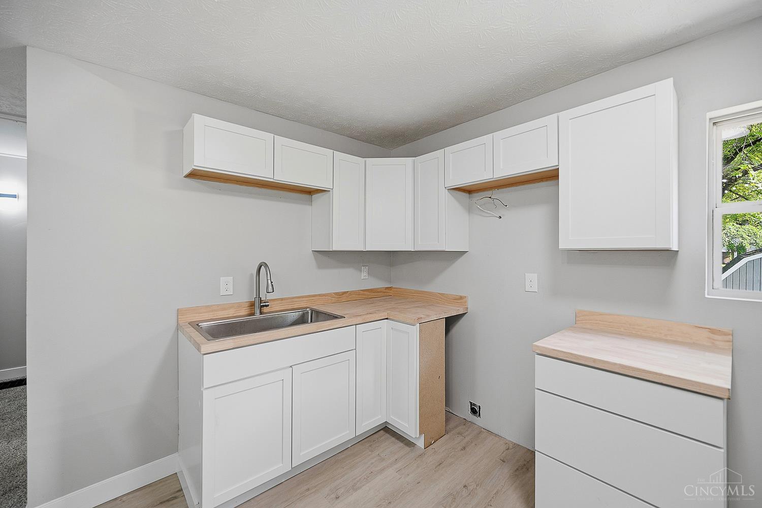 2213 Oxford State Road Property Photo 8