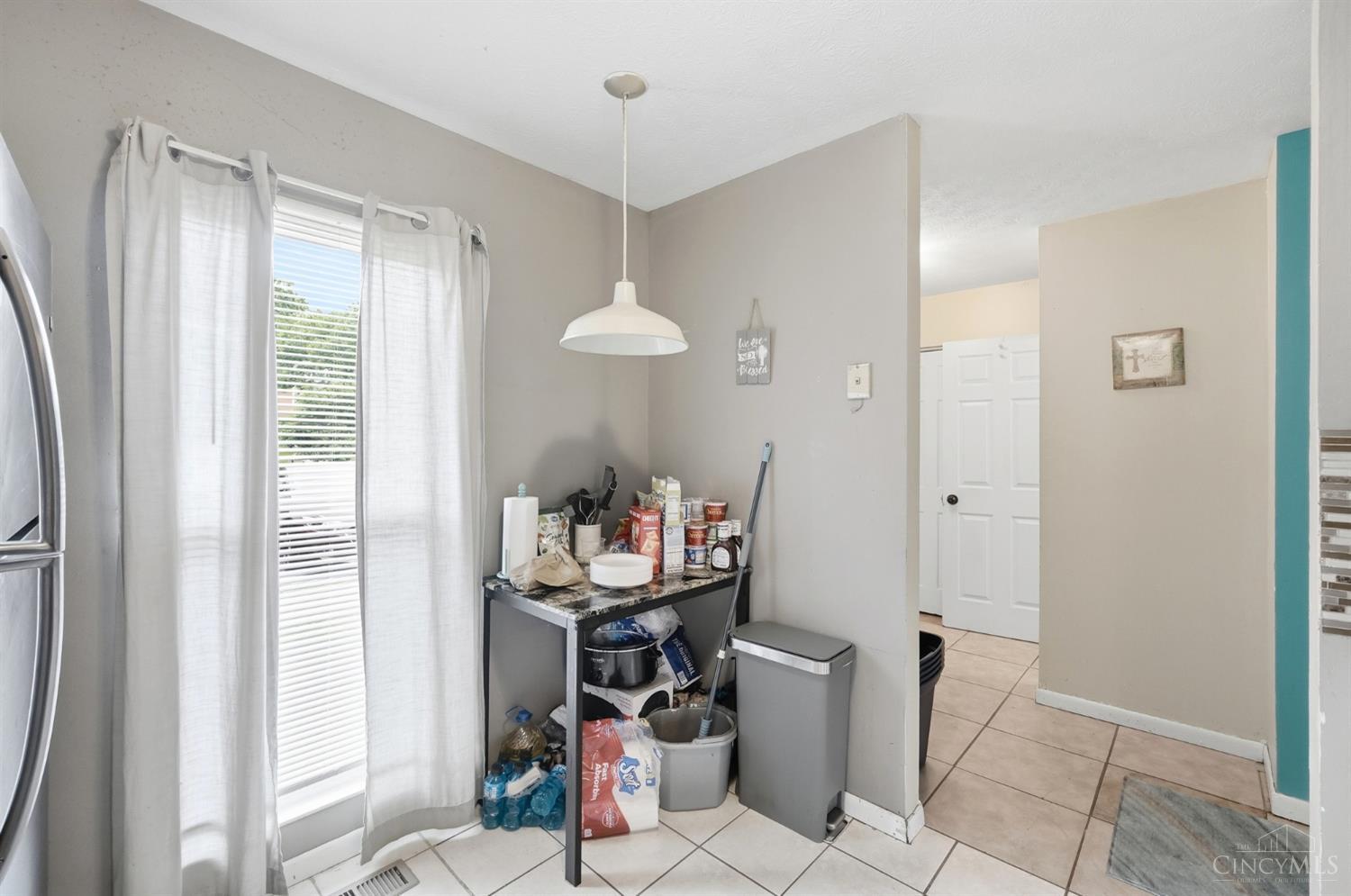 3433 Reading Road Property Photo 17