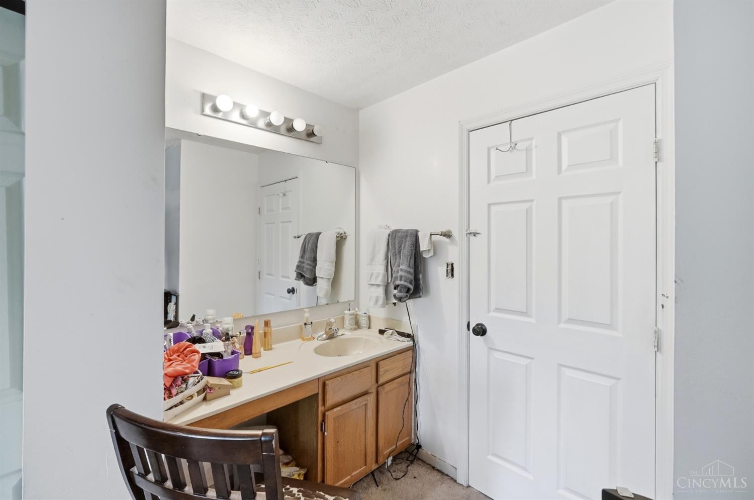 3433 Reading Road Property Photo 28