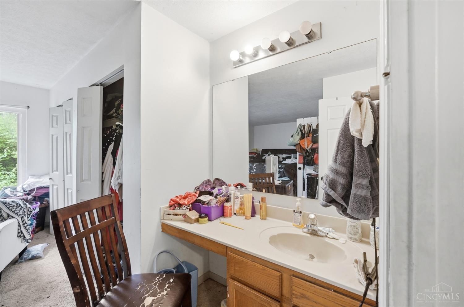 3433 Reading Road Property Photo 29