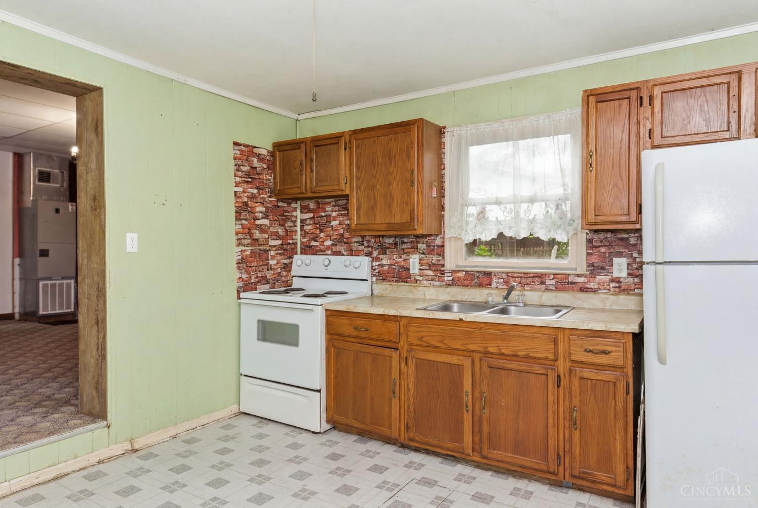 S 306 Pleasant Street Property Photo 25