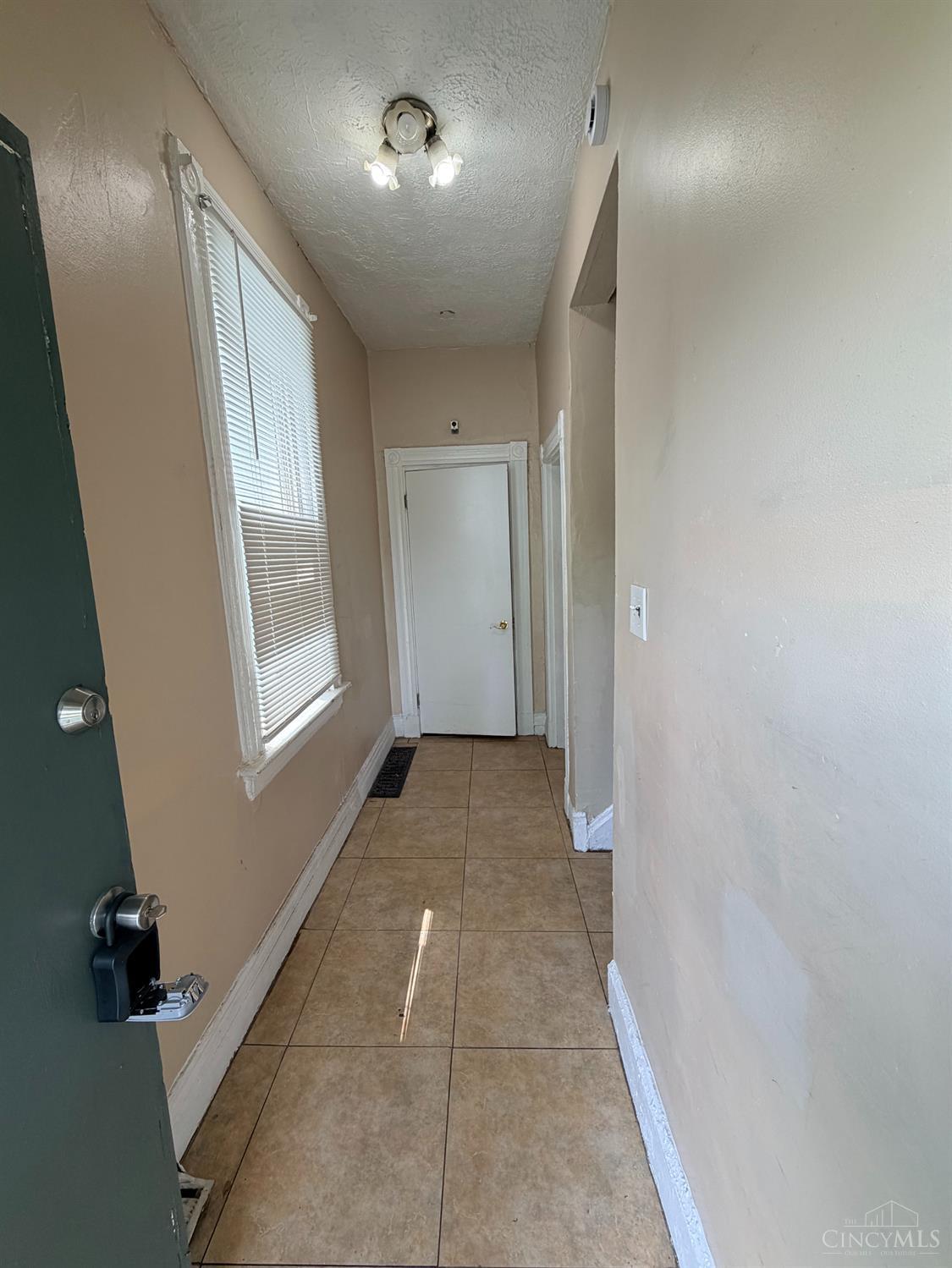 1929 Dana Avenue Property Photo 6