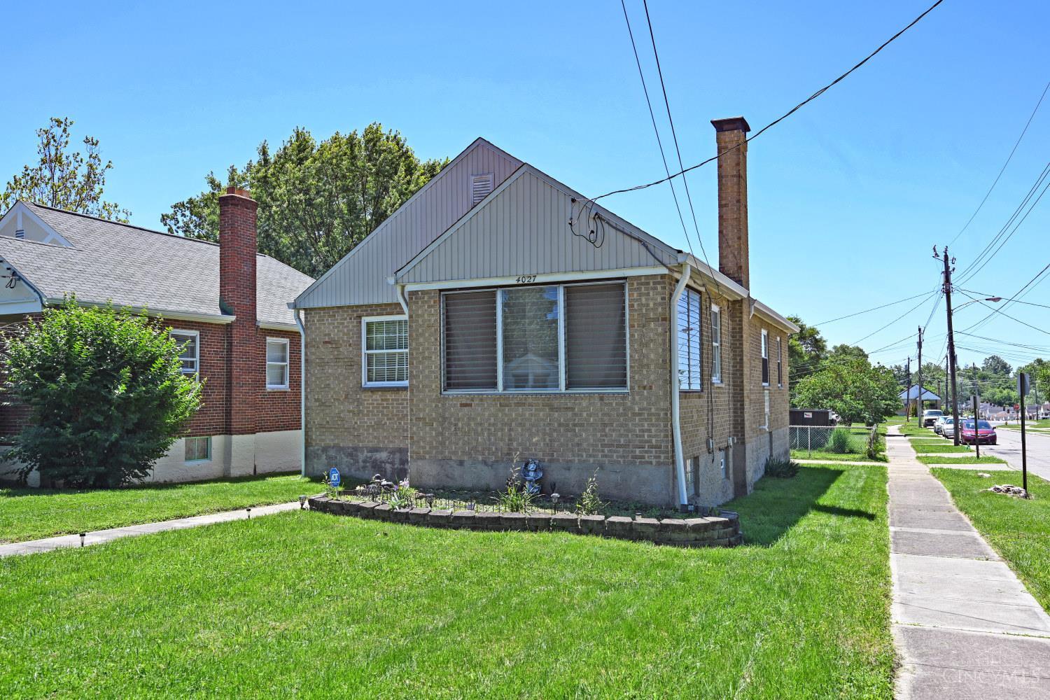 4027 Smith Road Property Photo 6