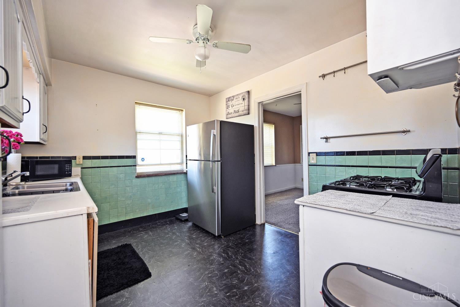 4027 Smith Road Property Photo 19
