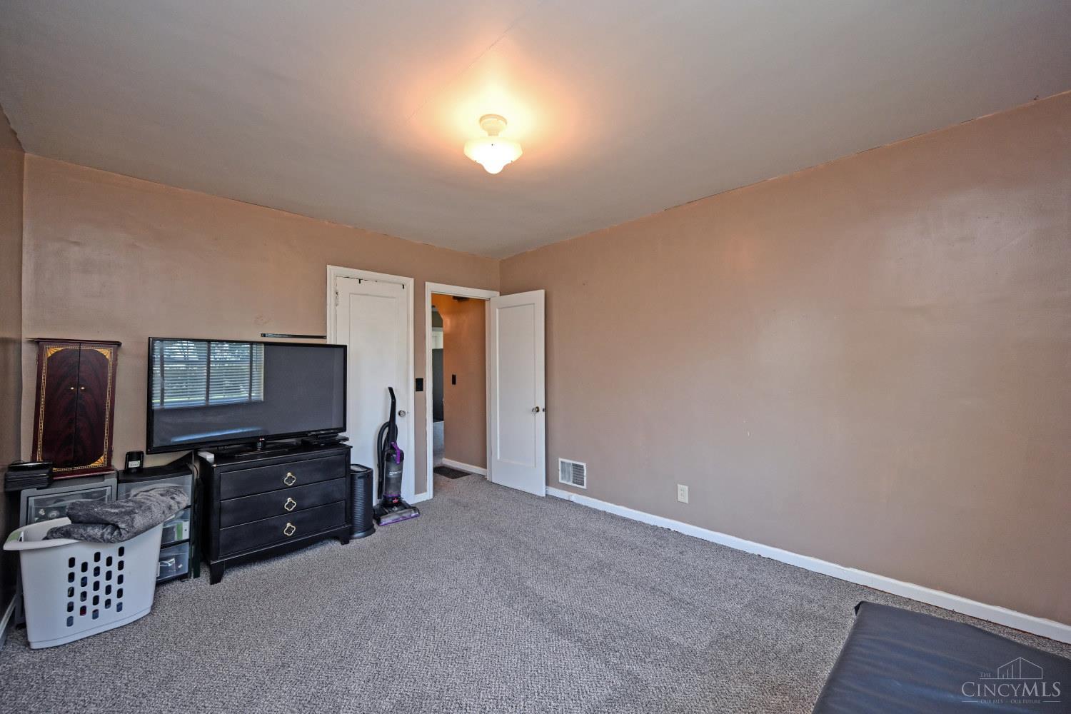 4027 Smith Road Property Photo 32