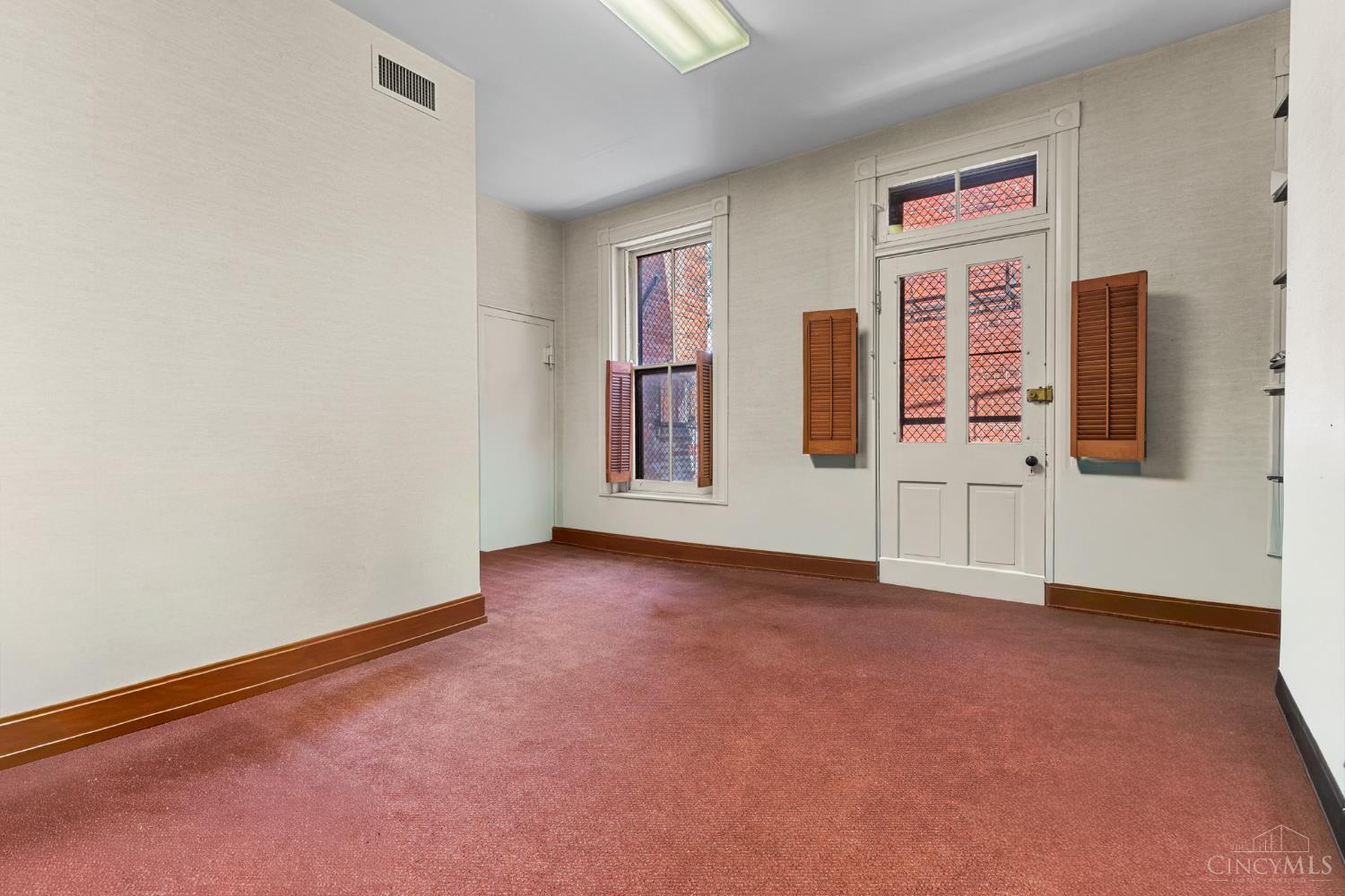 W 22 Ninth Street Property Photo 11