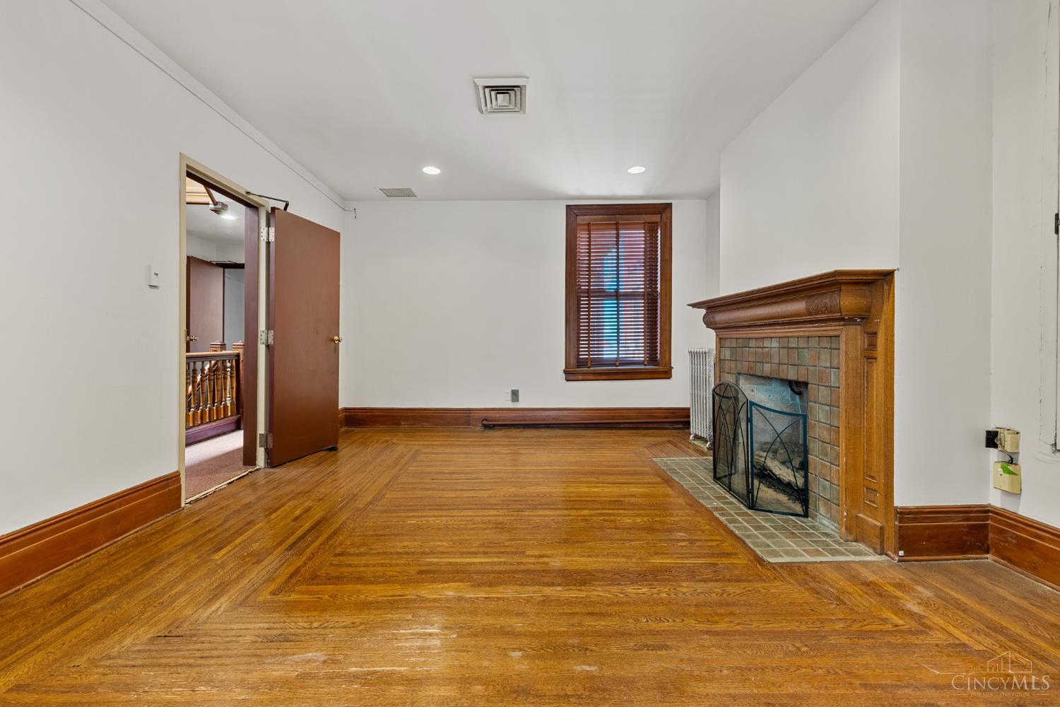 W 22 Ninth Street Property Photo 24