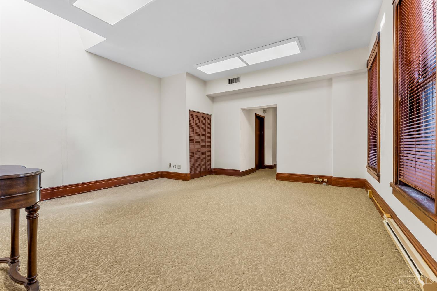 W 22 Ninth Street Property Photo 28