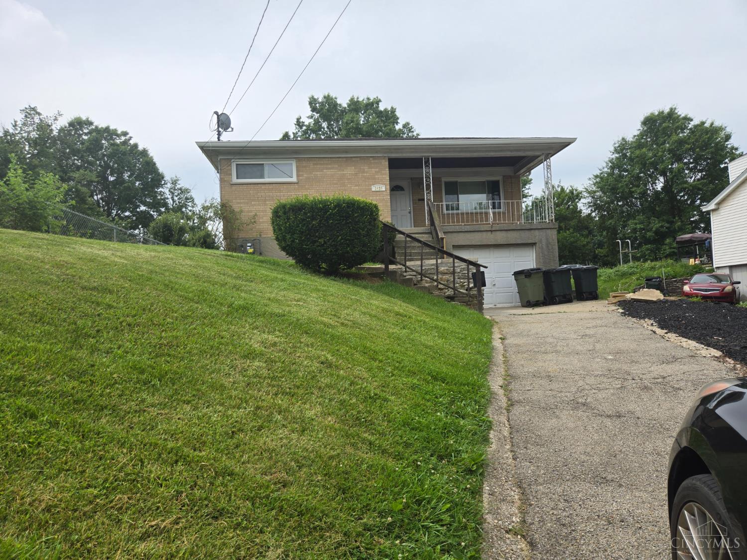W 2625 Galbraith Road Property Photo 2