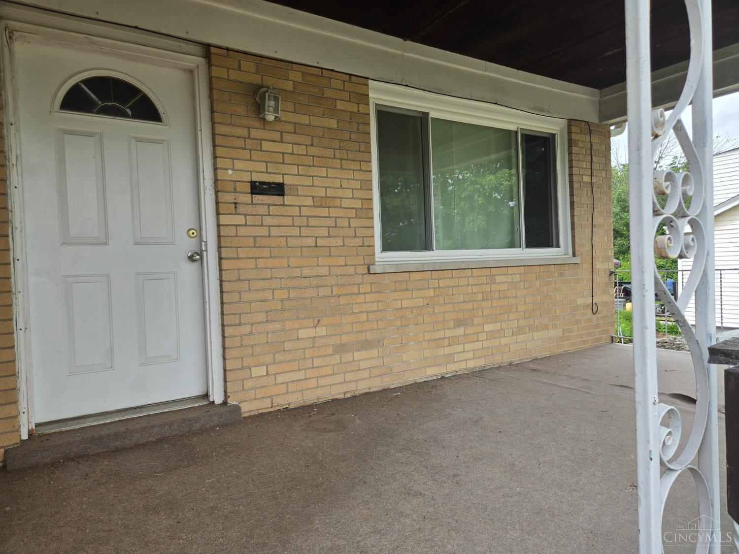 W 2625 Galbraith Road Property Photo 5