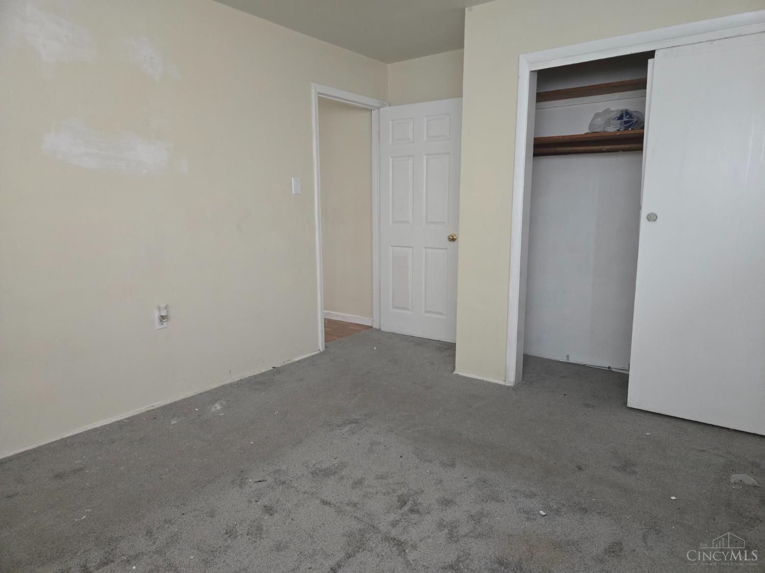 W 2625 Galbraith Road Property Photo 12