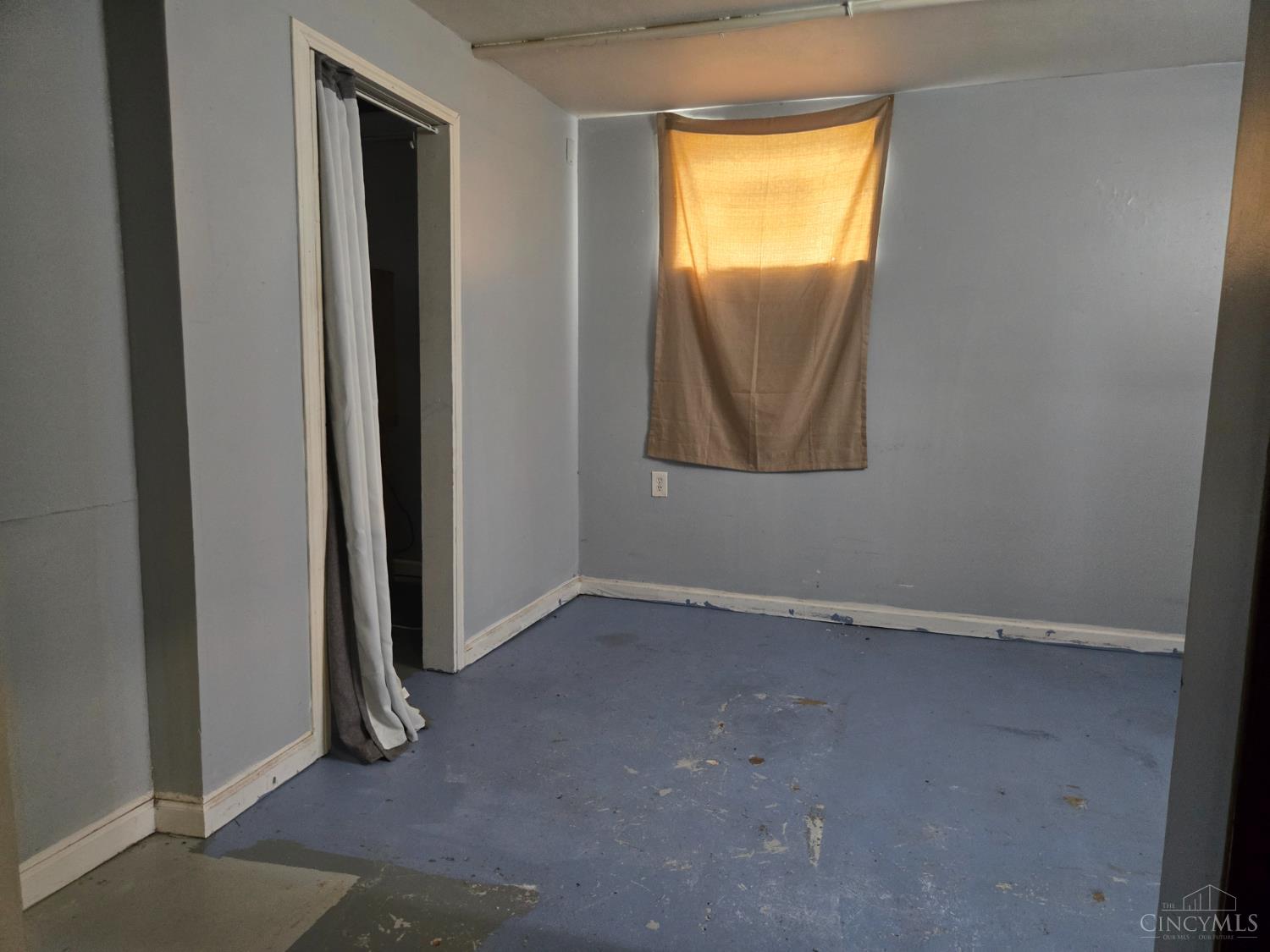 W 2625 Galbraith Road Property Photo 14