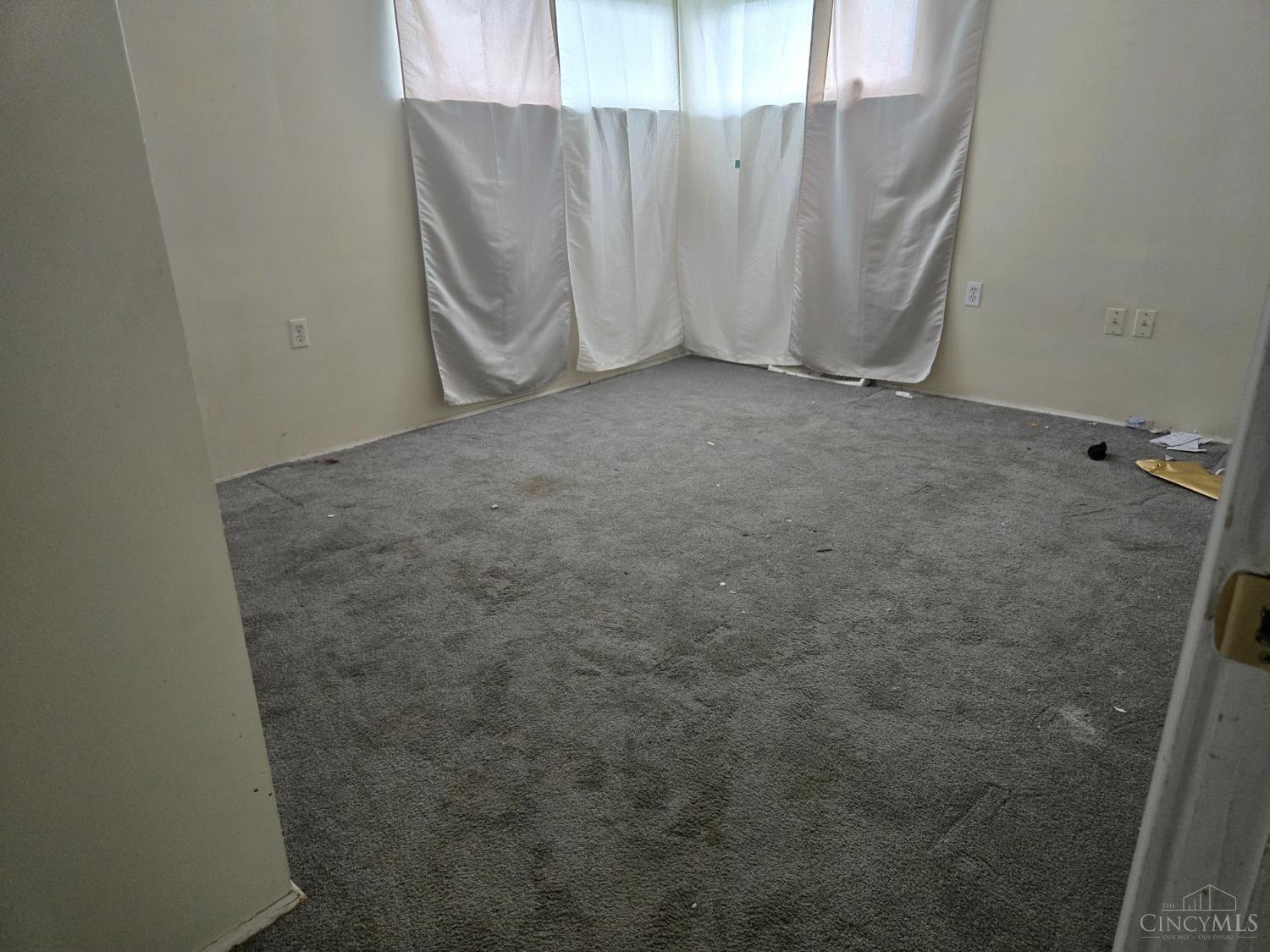 W 2625 Galbraith Road Property Photo 16