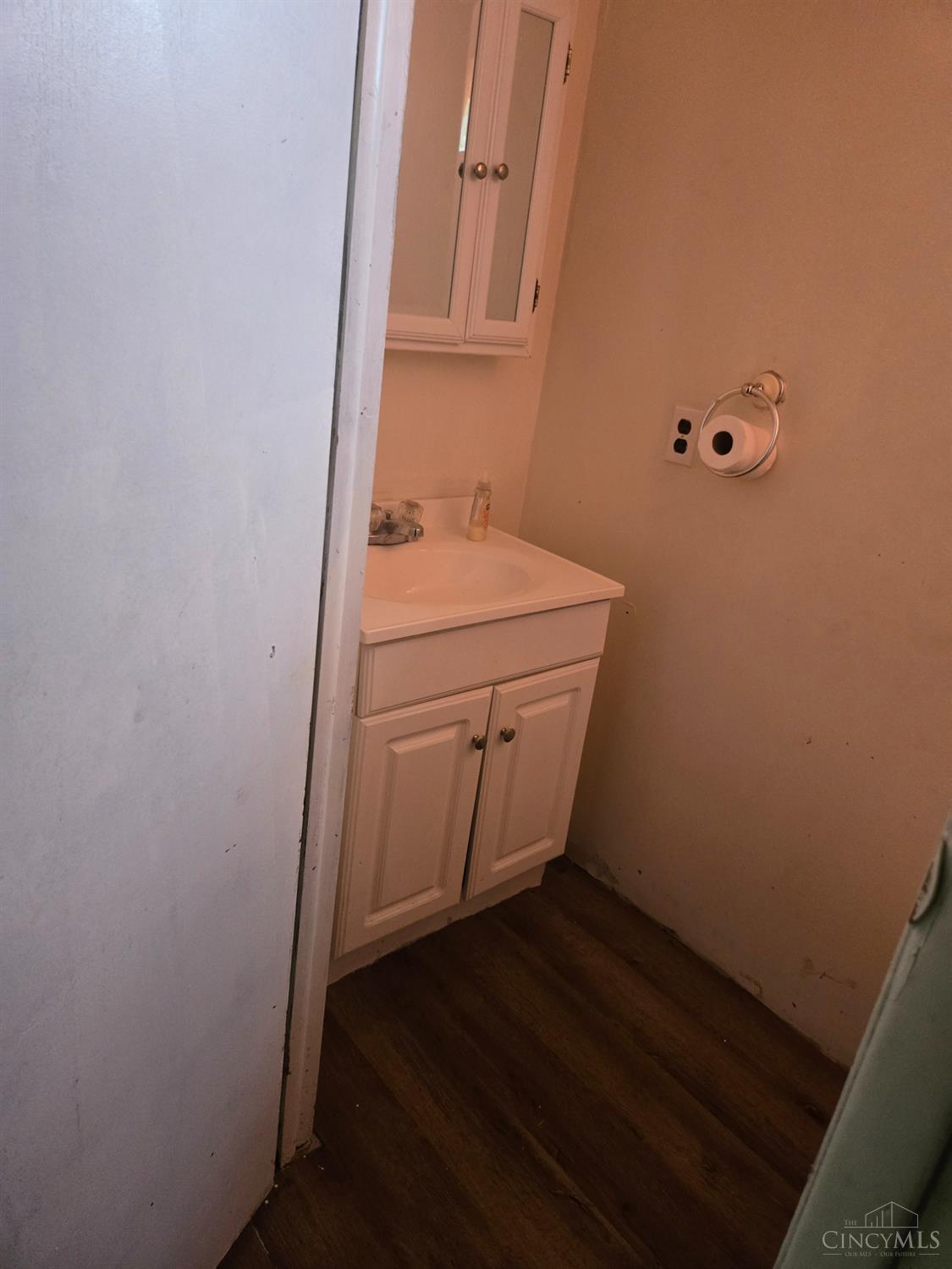 W 2625 Galbraith Road Property Photo 18