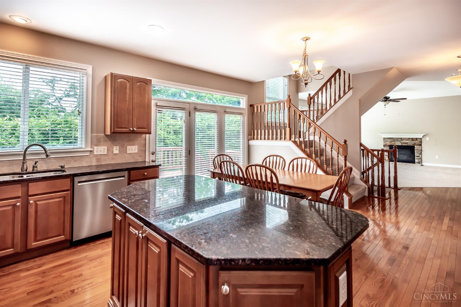 1481 Shaker Run Boulevard Property Photo 12