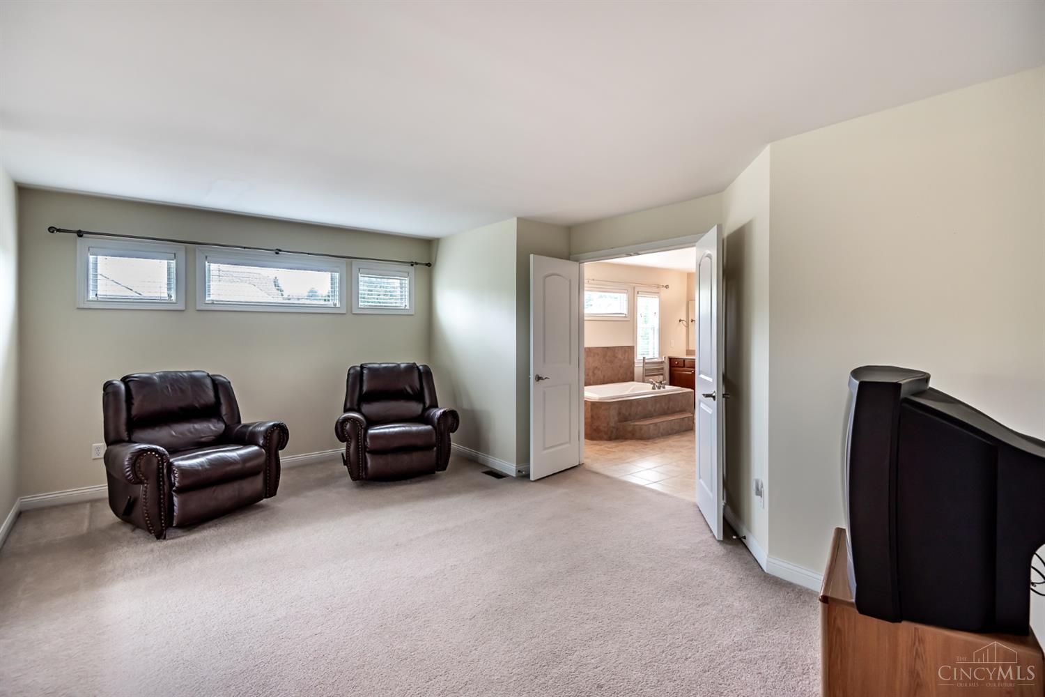 1481 Shaker Run Boulevard Property Photo 23