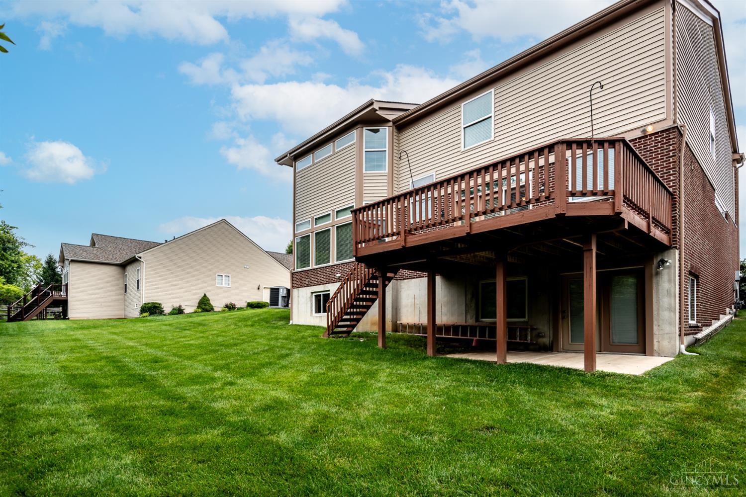 1481 Shaker Run Boulevard Property Photo 46