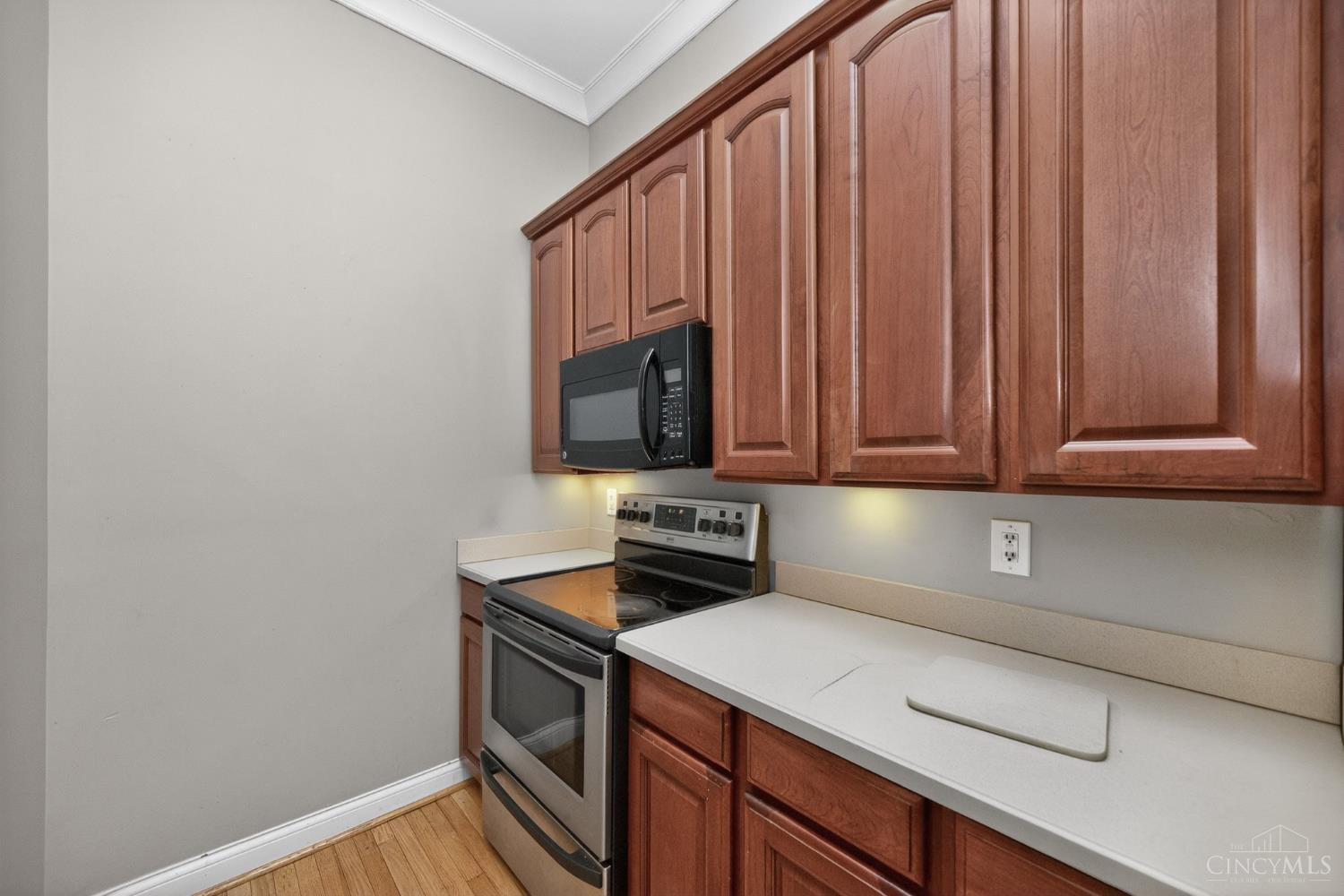 2100 Fulton Avenue Property Photo 7