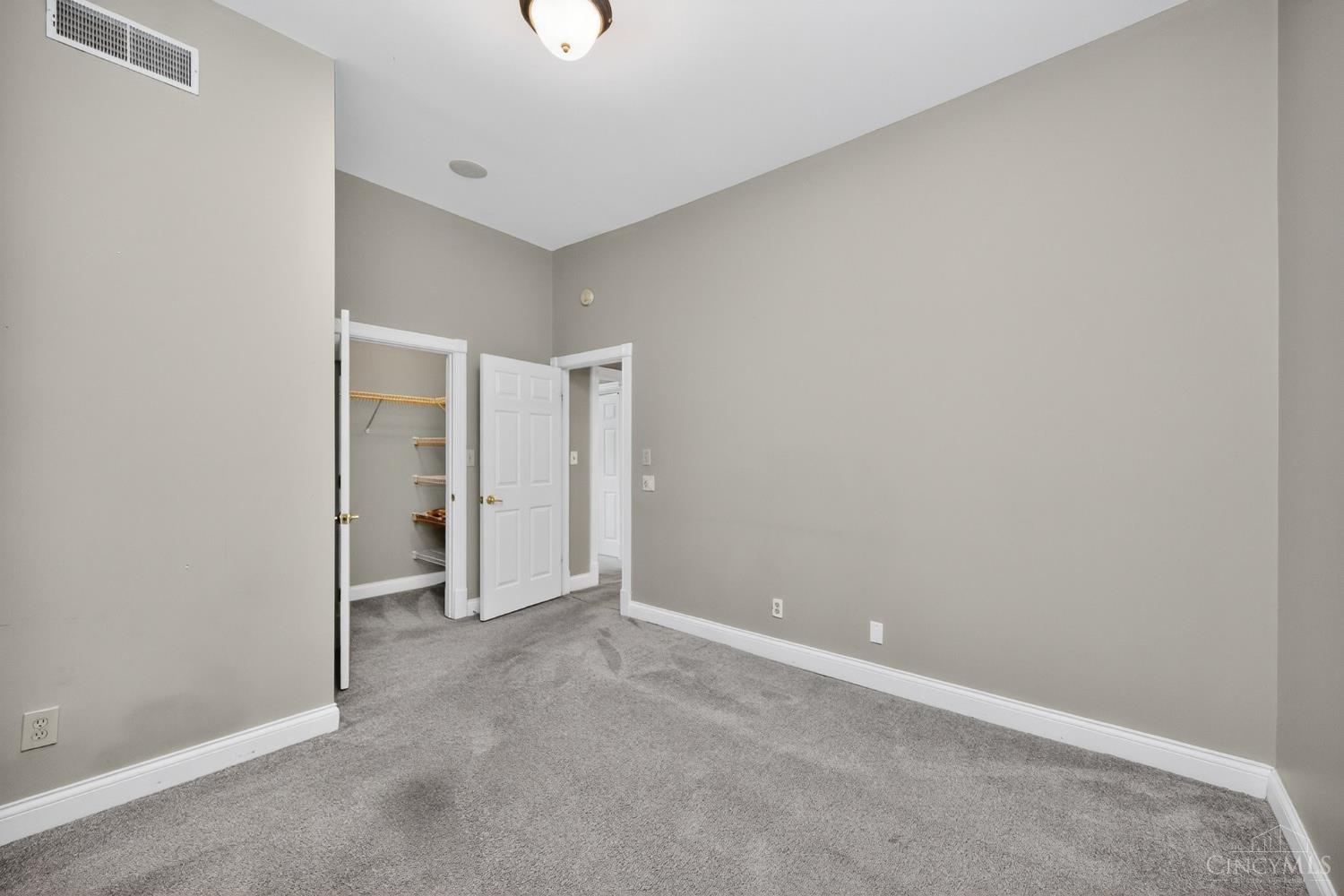 2100 Fulton Avenue Property Photo 10