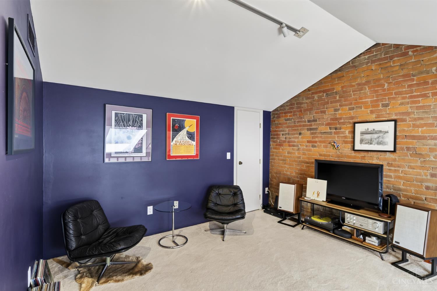 331 Milton Street Property Photo 28