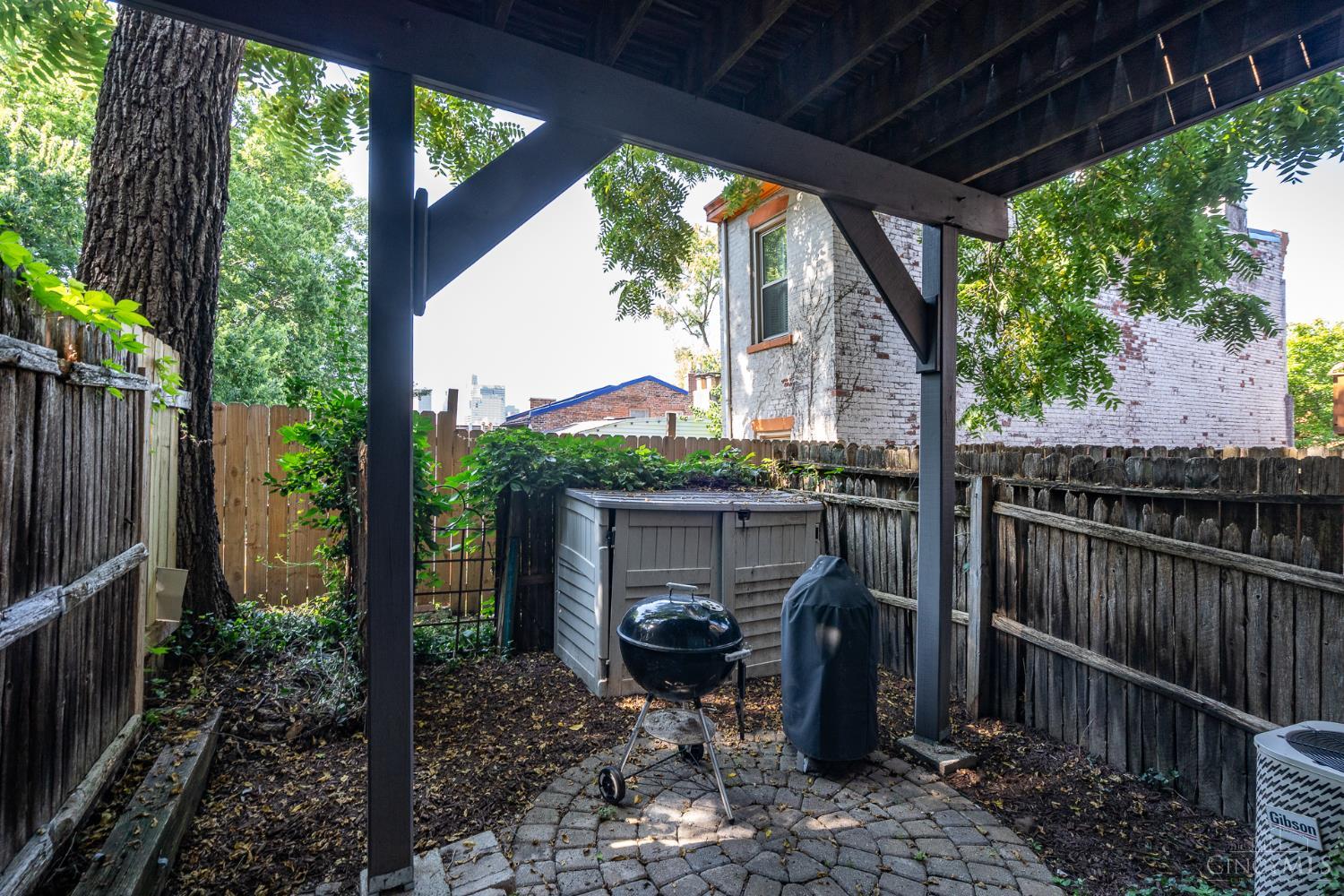 331 Milton Street Property Photo 45