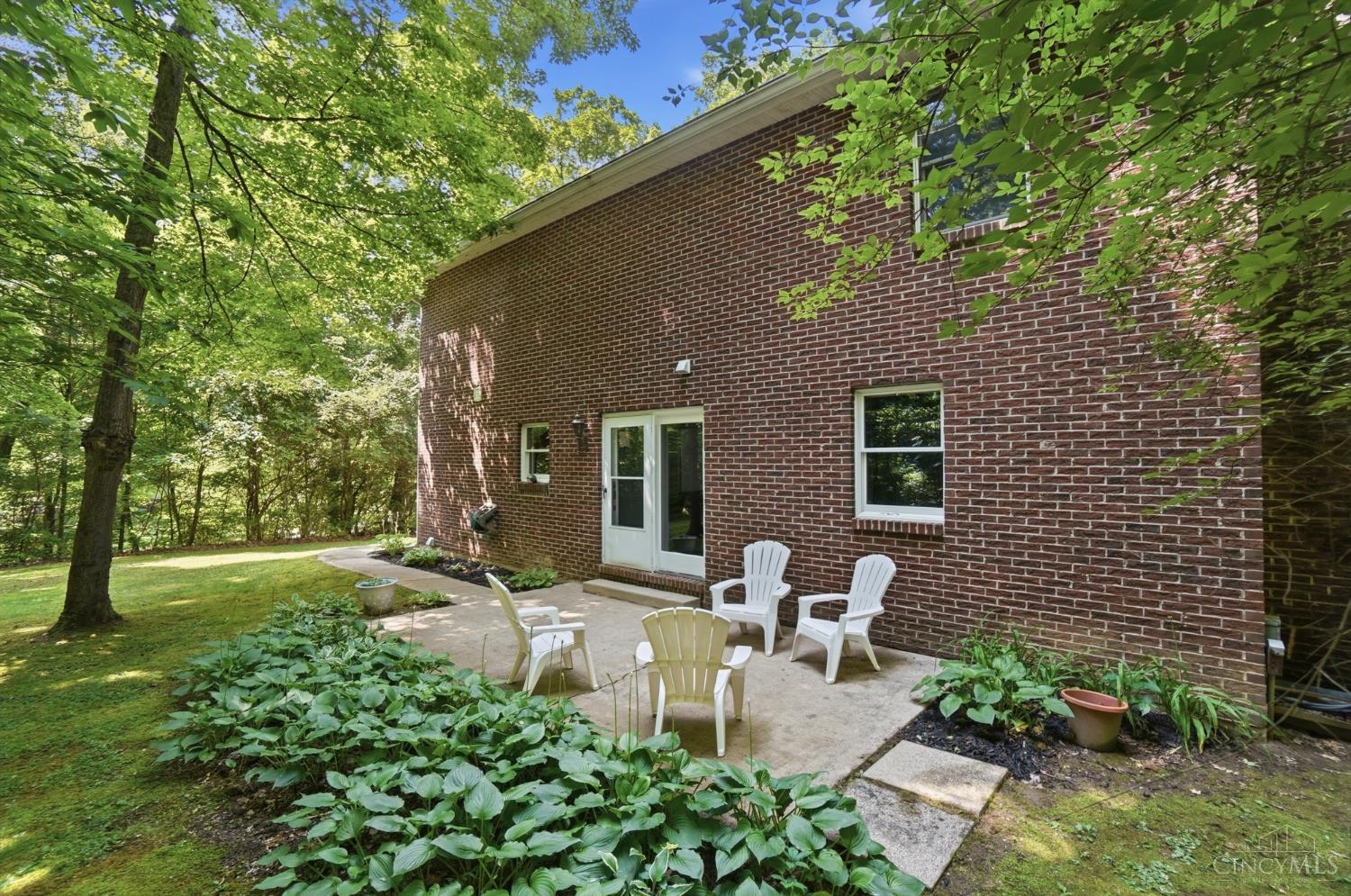 9387 Harrison Pike Property Photo 6
