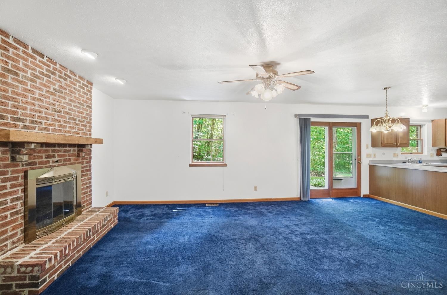 9387 Harrison Pike Property Photo 11