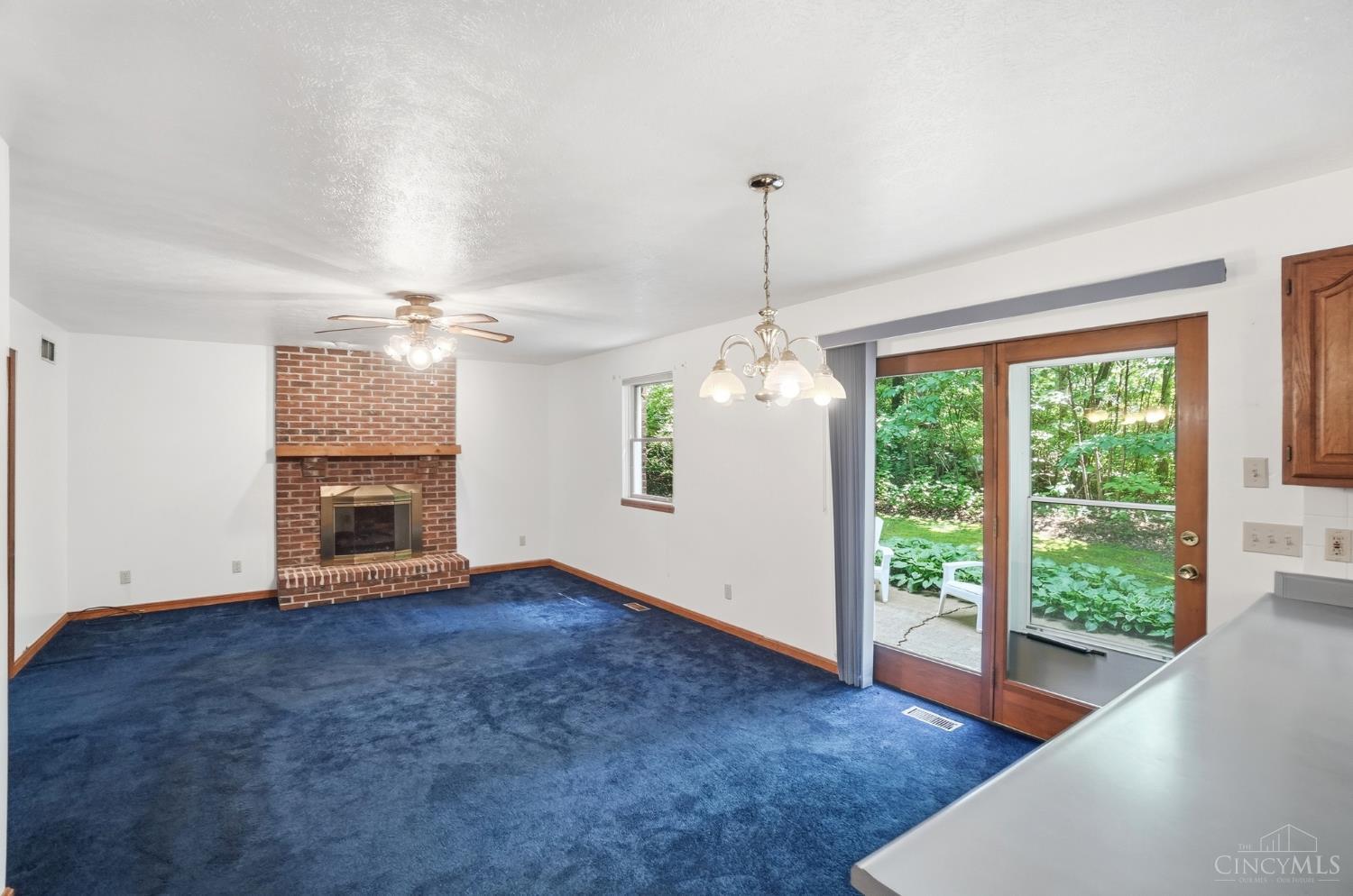 9387 Harrison Pike Property Photo 14