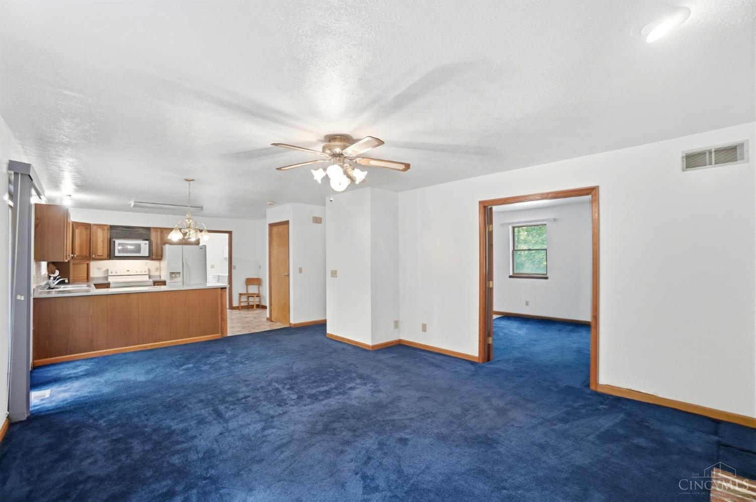 9387 Harrison Pike Property Photo 16