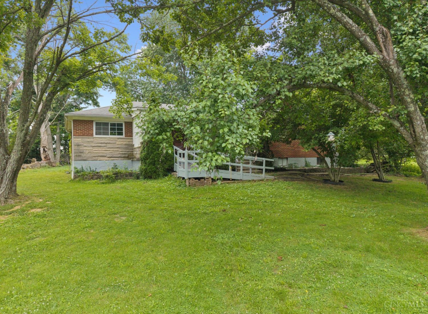 6592 St Rt 48 Property Photo 4