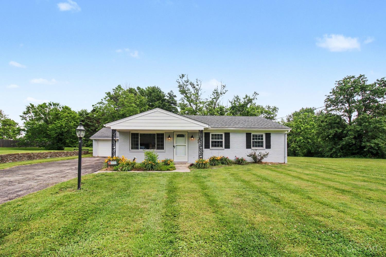 3162 Ebenezer Road Property Photo 2