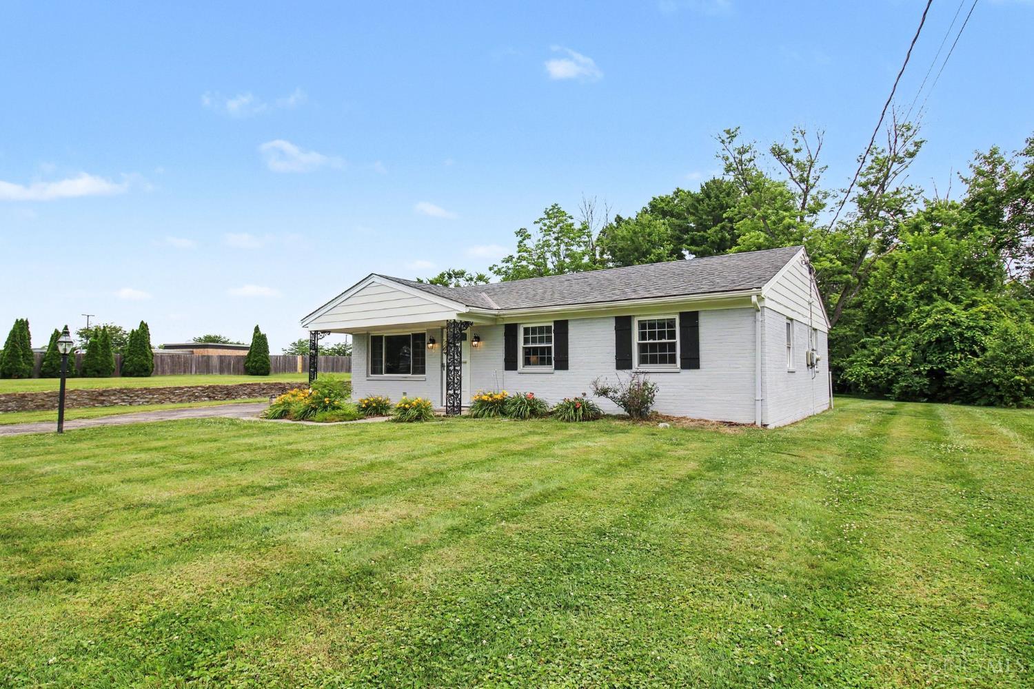 3162 Ebenezer Road Property Photo 3