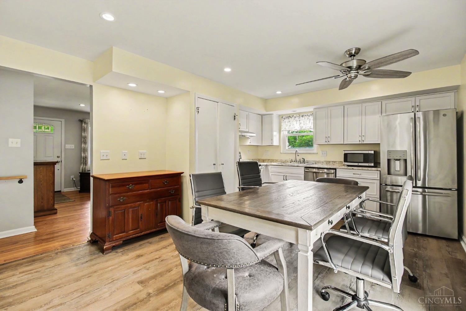 3162 Ebenezer Road Property Photo 10