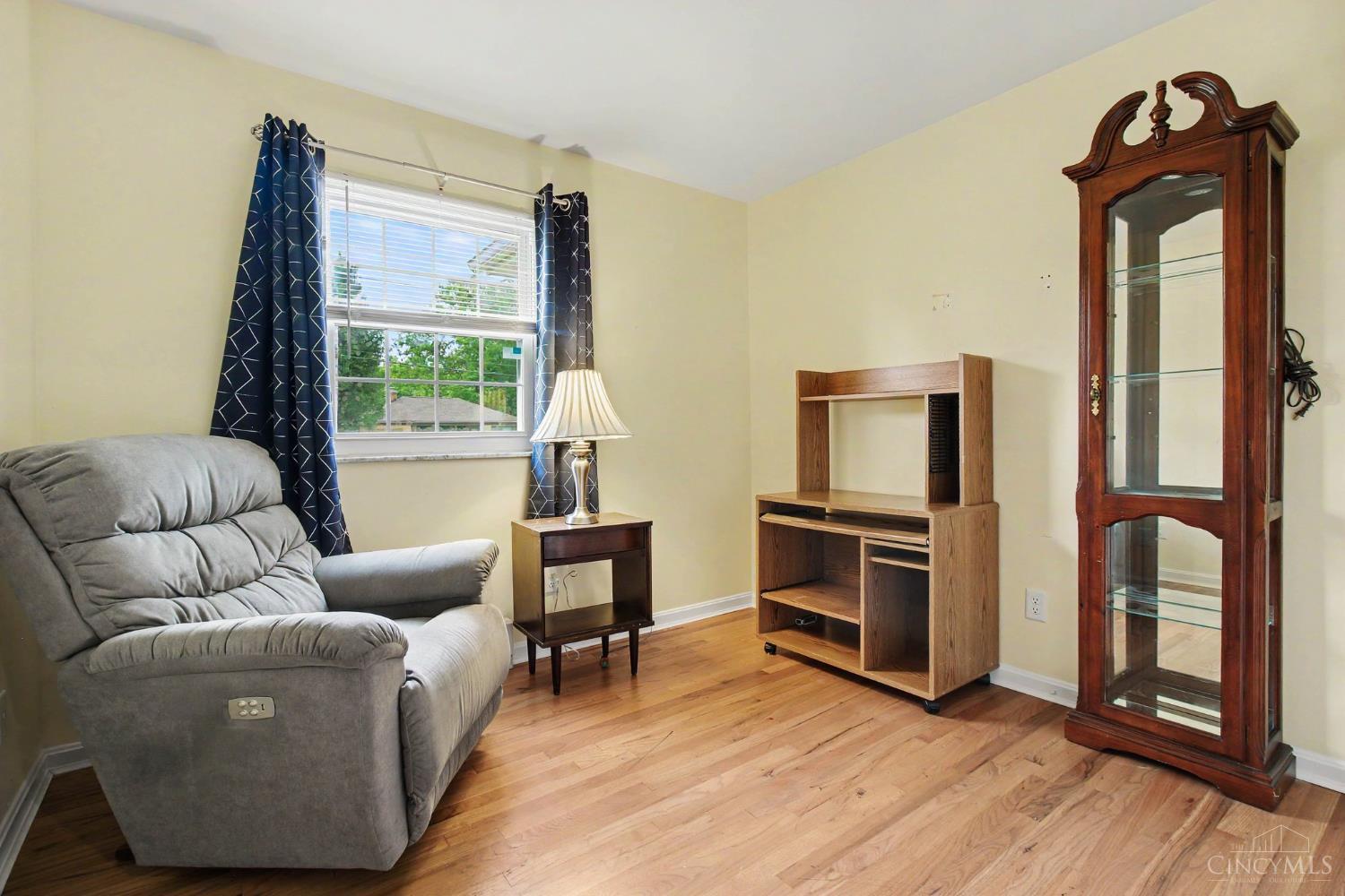 3162 Ebenezer Road Property Photo 12