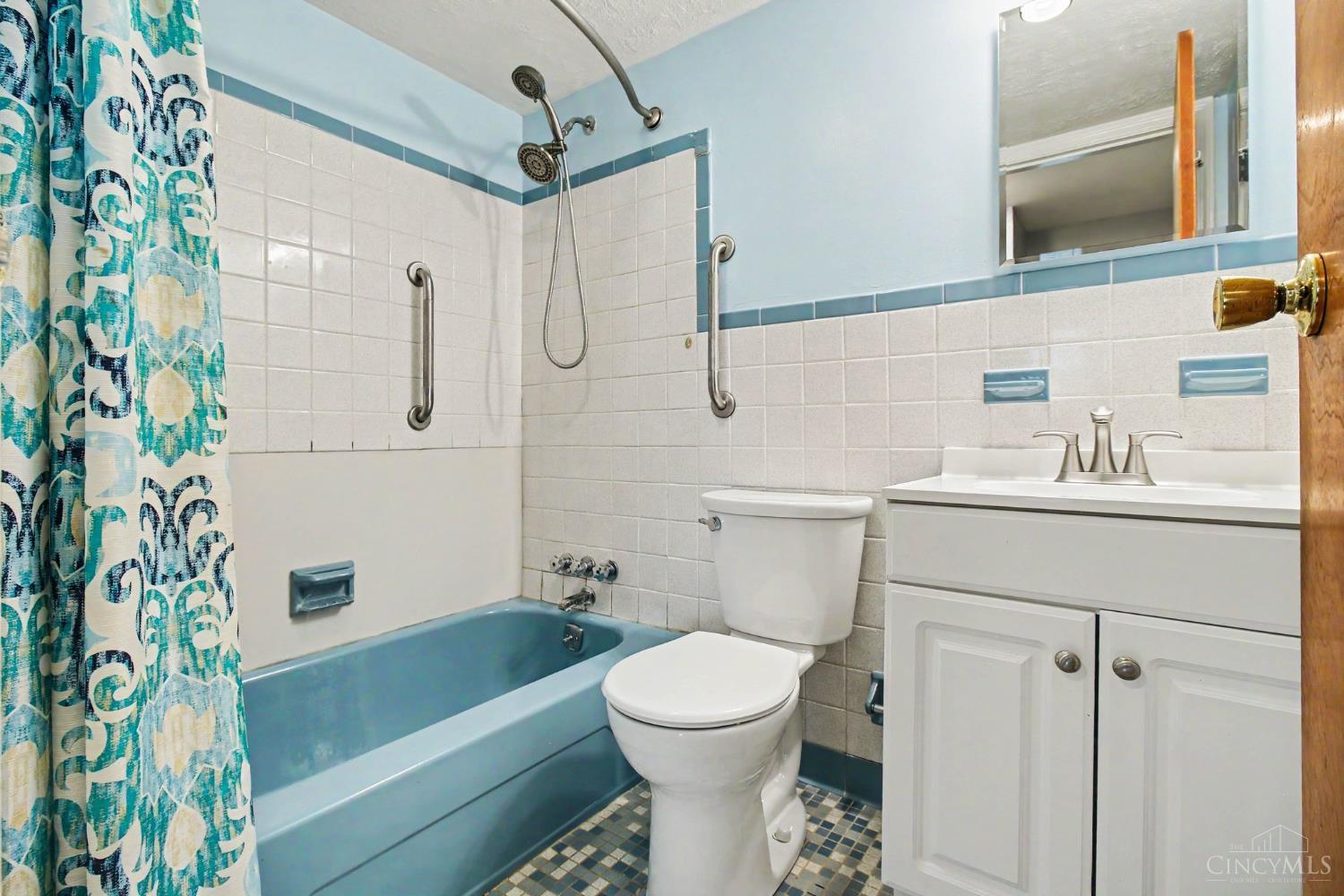 3162 Ebenezer Road Property Photo 17