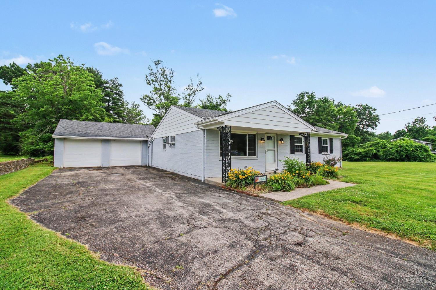 3162 Ebenezer Road Property Photo 24