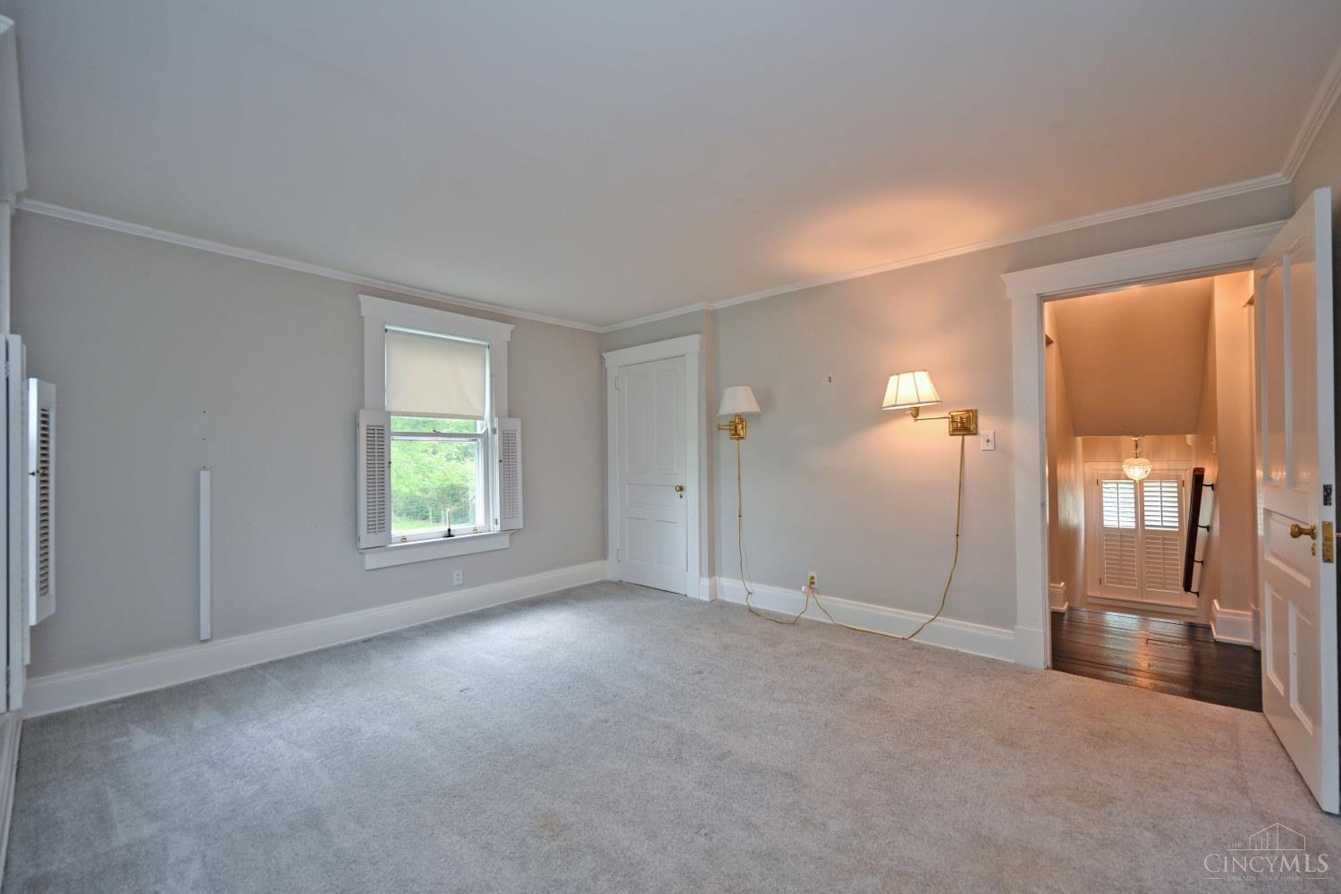6900 Drake Road Property Photo 31
