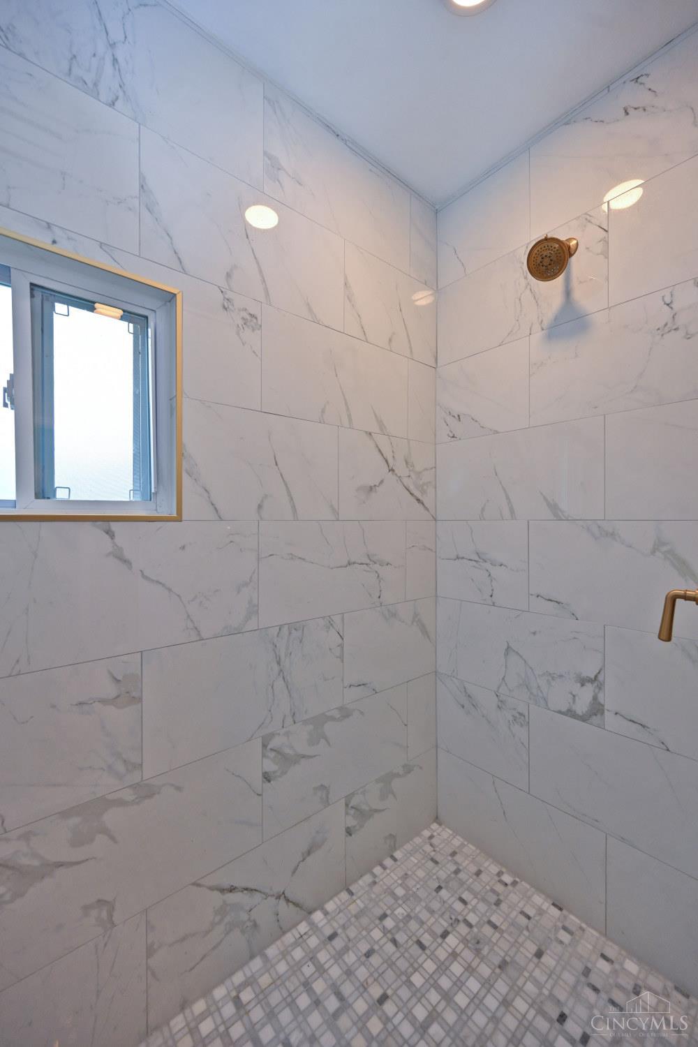 6900 Drake Road Property Photo 42