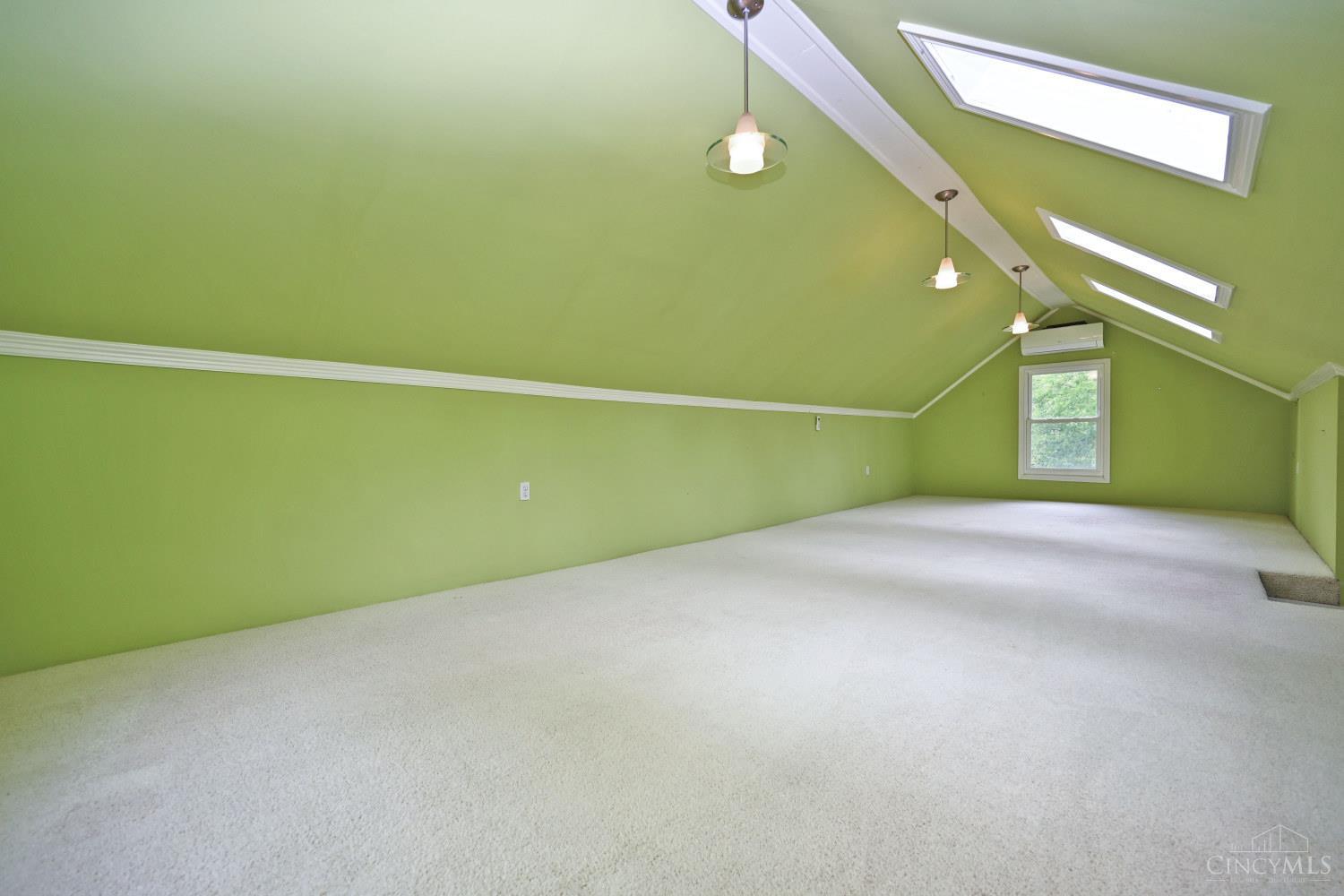 6900 Drake Road Property Photo 46