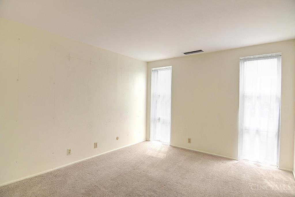 S 2230 Patterson Boulevard Property Photo 10