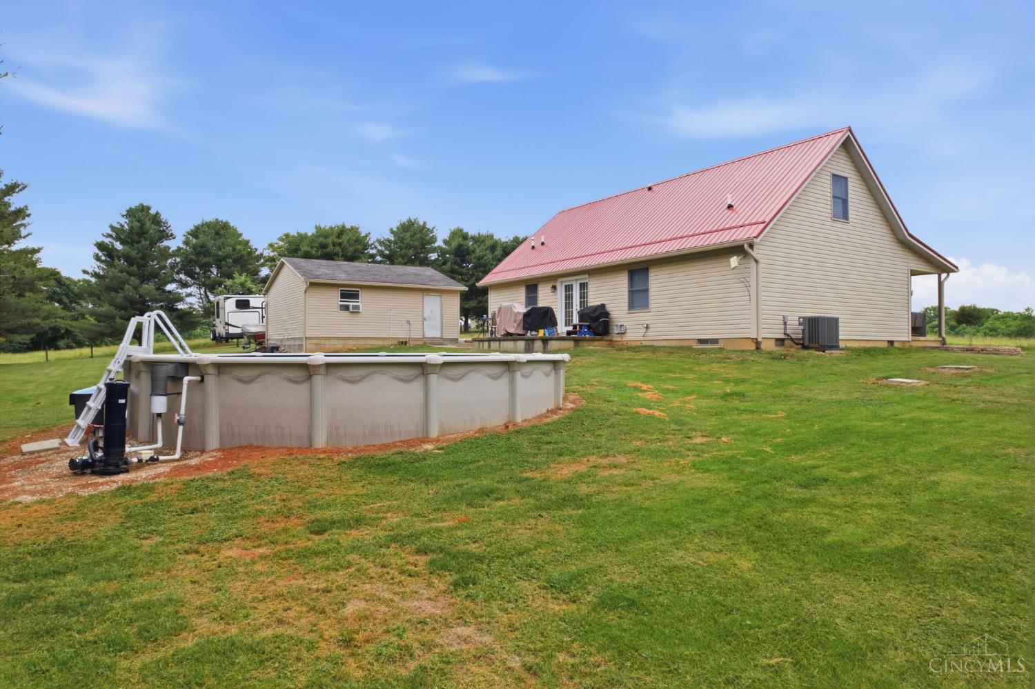 5387 Schwallie Road Property Photo 6
