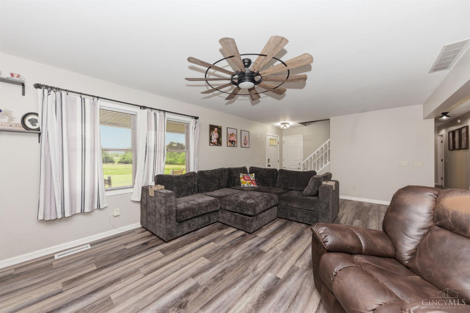5387 Schwallie Road Property Photo 19