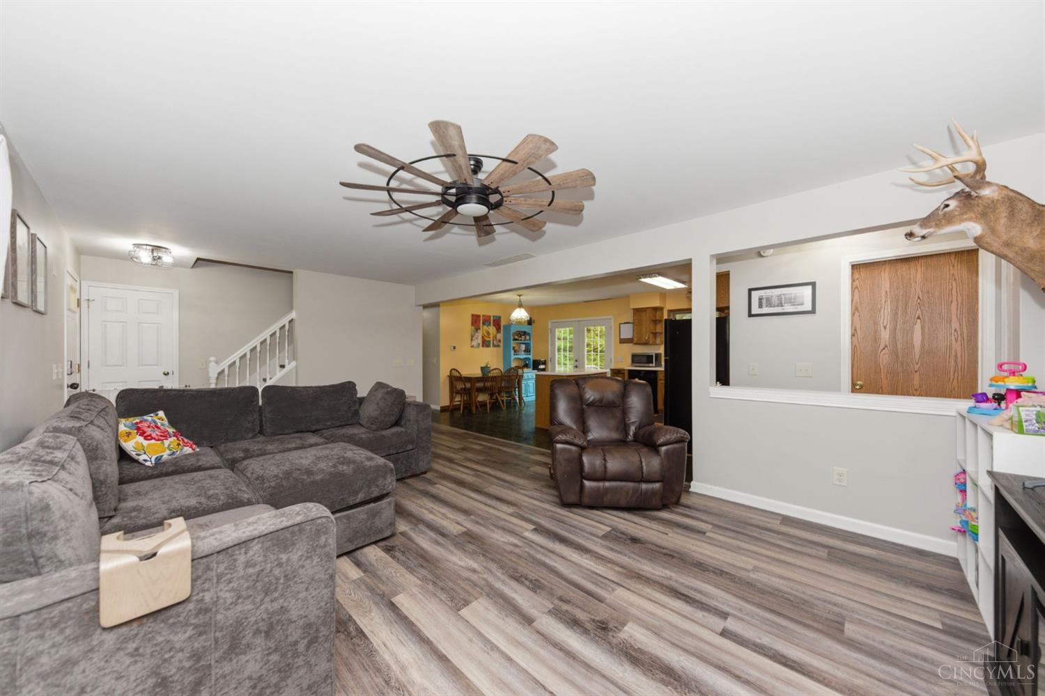 5387 Schwallie Road Property Photo 20