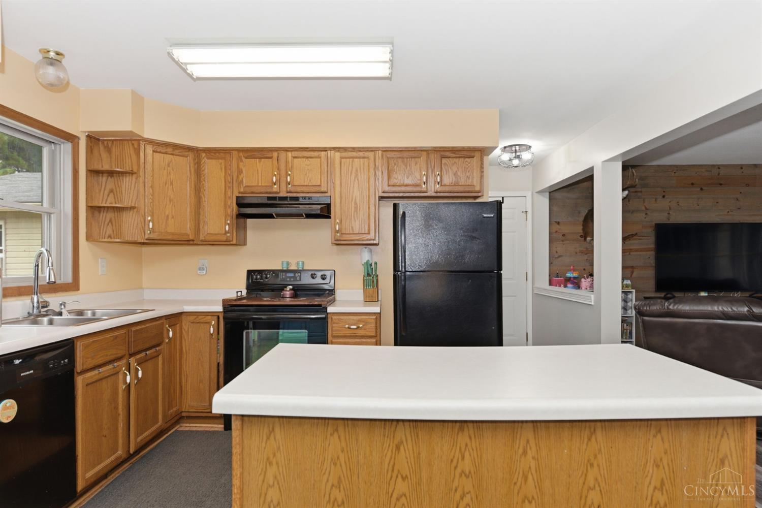 5387 Schwallie Road Property Photo 25