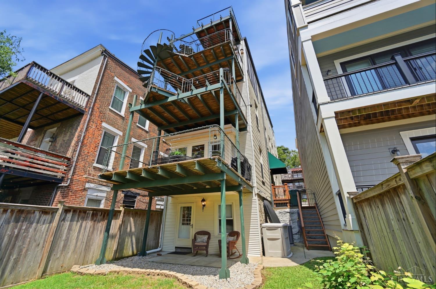 1021 St Gregory Street Property Photo 88